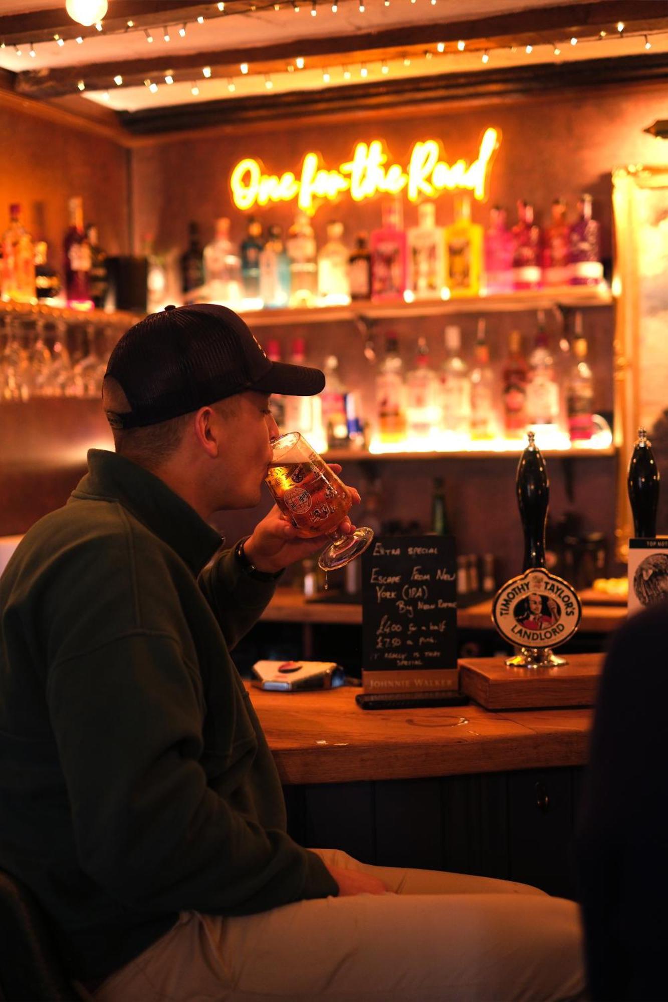 The Old Crown Coaching Inn Swindon Eksteriør bilde
